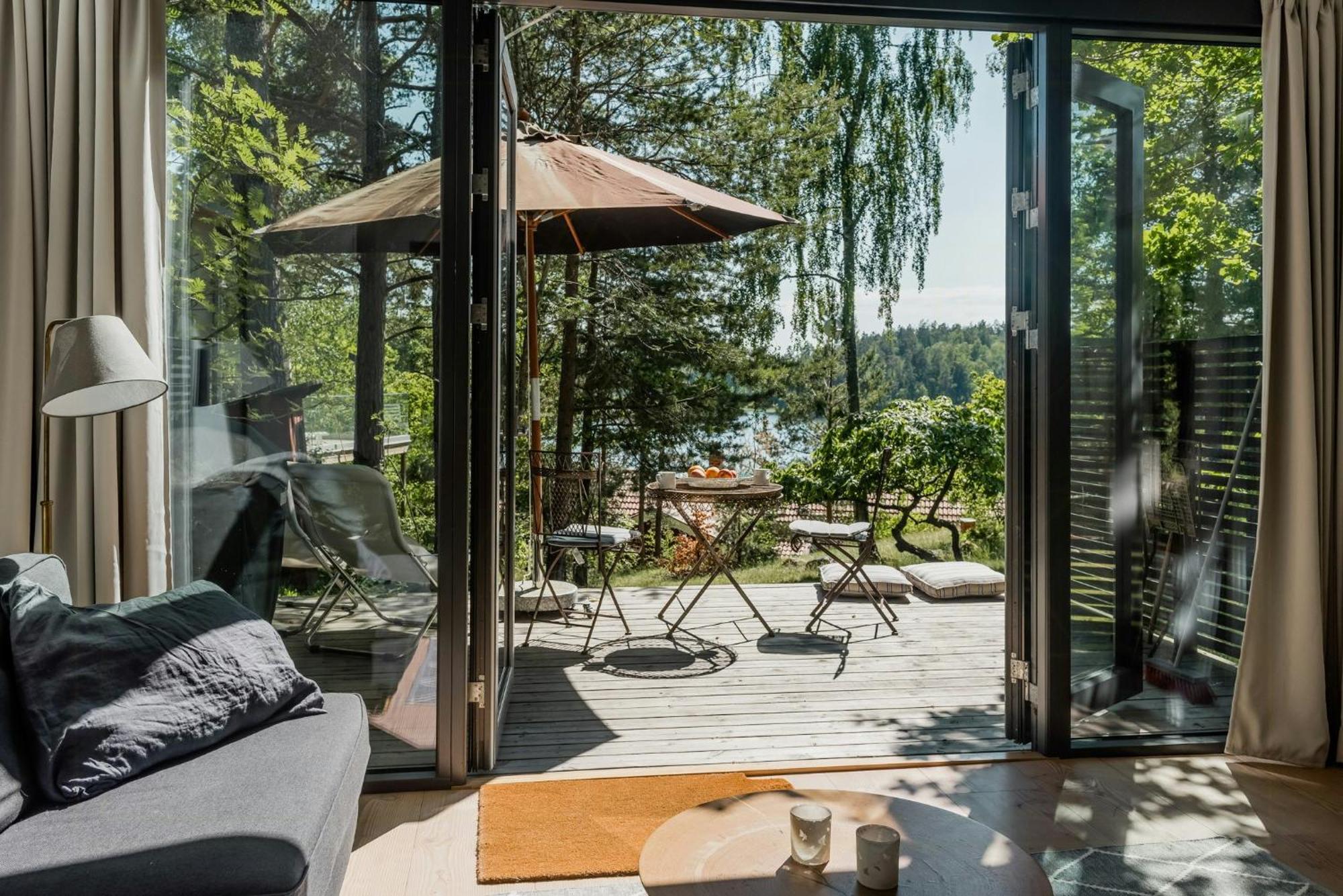 Charmerende Feriehus Med Havudsigt Naer Stockholm Värmdö المظهر الخارجي الصورة